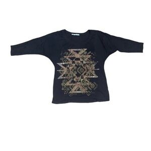 🔥🔥Maurices Tribal Studded 3/4 Sleeve Long Sleeve